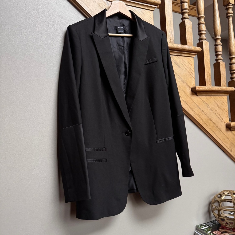 TROUVE Womens Black Tuxedo Blazer Jacket Satin Lapel One Button Sz L - Picture 4 of 8